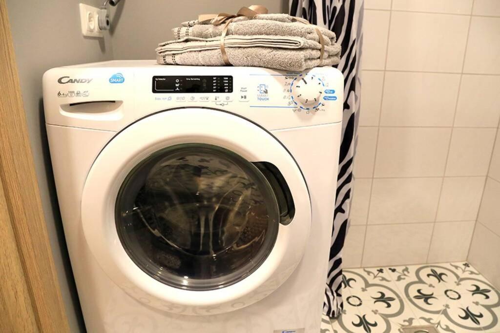 וילנה Bright Apartment,For 1-4,Near Old Town מראה חיצוני תמונה